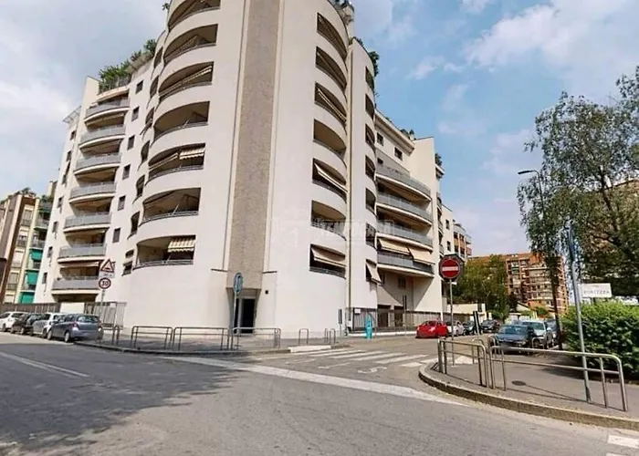 Flo House, Universita Bicocca アパート *